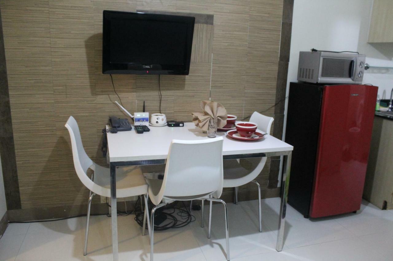 Chateau Elysee A3 Near Airport Wifi Kitchen Paranaque City Экстерьер фото