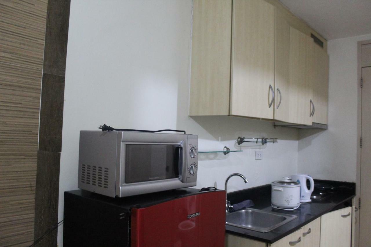 Chateau Elysee A3 Near Airport Wifi Kitchen Paranaque City Экстерьер фото